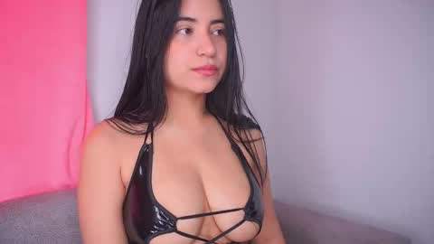 Snapshot of alice_jenner_ chatting on February 19, 2026, 9:00 pm Alice online show from February 19, 2026, 9:00 pm