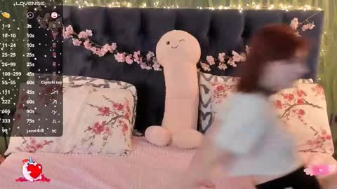 Snapshot of alice_langley chatting on September 27, 2025, 11:37 am Alice 3 online show from September 27, 2025, 11:37 am