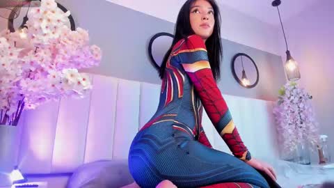 alice_lodge online show from March 4, 2025, 3:22 am