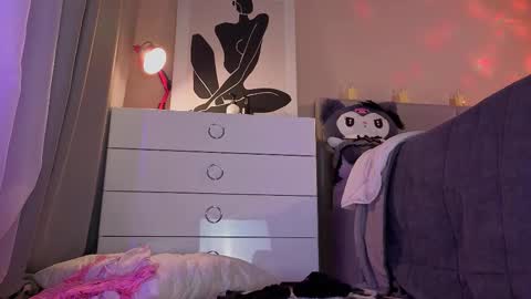 Snapshot of alice_miiiller chatting on December 3, 2025, 6:39 pm Alice online show from December 3, 2025, 6:39 pm