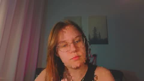 Snapshot of alice_miiiller chatting on April 24, 2026, 10:50 am Alice online show from April 24, 2026, 10:50 am