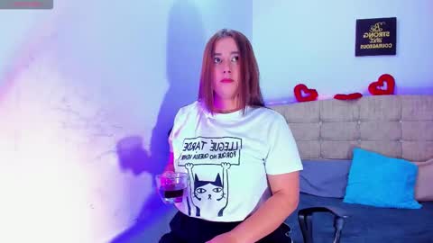 alice_summer1 online show from December 14, 2025, 3:01 am