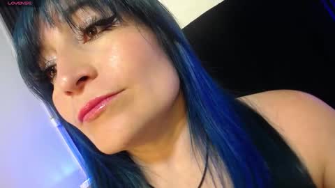 Snapshot of alice_sweetmomma chatting on October 20, 2025, 7:25 pm Alice online show from October 20, 2025, 7:25 pm
