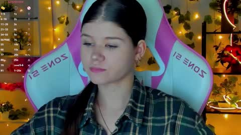 Alice online show from December 5, 2025, 3:20 pm