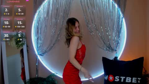 Alice  online show from December 27, 2024, 1:50 pm