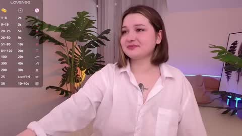 Alice  online show from March 11, 2025, 3:23 pm