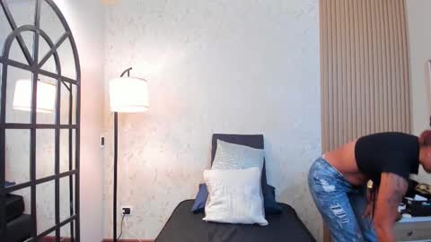 Snapshot of aliceandsia chatting on January 12, 2026, 4:23 pm Alice and Asia online show from January 12, 2026, 4:23 pm