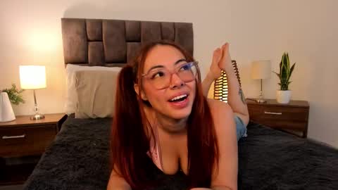 Alice Cullen online show from November 14, 2025, 3:11 pm