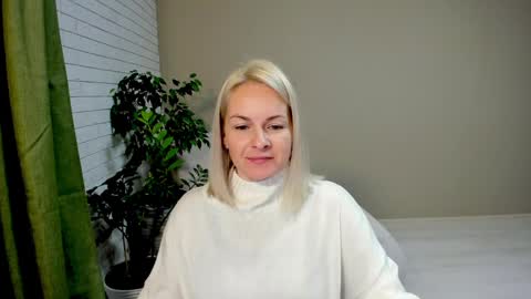 Alicee online show from December 2, 2024, 10:28 am