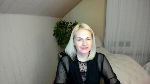 Alicee online show from December 13, 2024, 1:22 pm