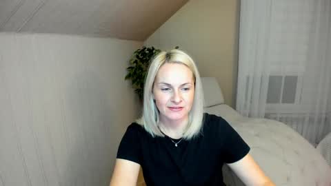 Alicee online show from December 23, 2024, 4:50 pm