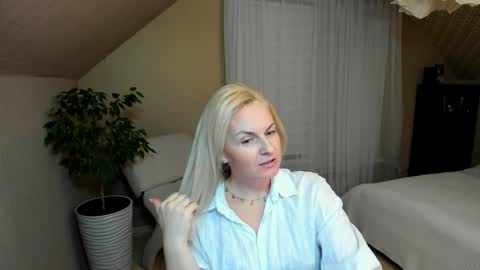 Alicee online show from January 11, 2025, 4:46 pm