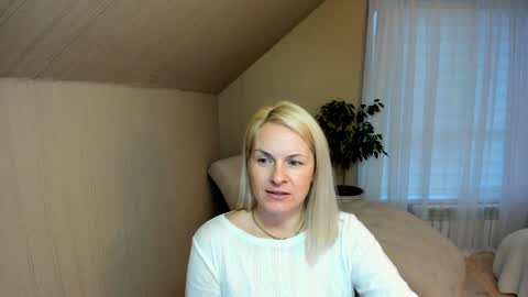 Alicee online show from January 15, 2025, 12:47 pm