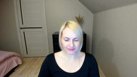 Alicee online show from March 4, 2025, 6:29 pm