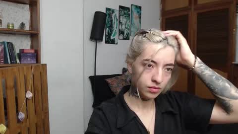 alicee_logan_ online show from March 5, 2026, 4:19 am