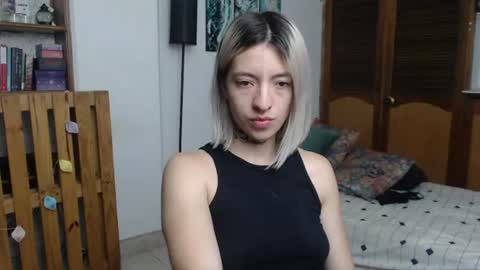 alicee_logan_ online show from July 8, 2026, 1:43 am