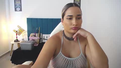 Snapshot of alicee_wild_ chatting on October 3, 2025, 9:34 pm Alicia 1000 PM - 600 AM COLOMBIAN TIME online show from October 3, 2025, 9:34 pm