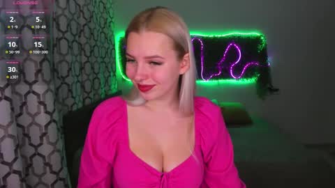 Snapshot of alicefreman chatting on December 30, 2024, 10:21 am Alice online show from December 30, 2024, 10:21 am