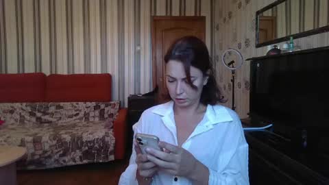 alicehoney_ online show from May 6, 2026, 8:30 am