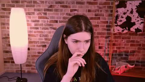 Alice online show from November 6, 2025, 5:19 am