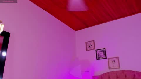 Snapshot of alicekiing_ chatting on September 30, 2025, 2:49 am ALICEKIING online show from September 30, 2025, 2:49 am