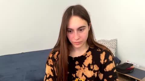 Snapshot of alicekollt chatting on April 18, 2026, 8:40 am alicekollt online show from April 18, 2026, 8:40 am