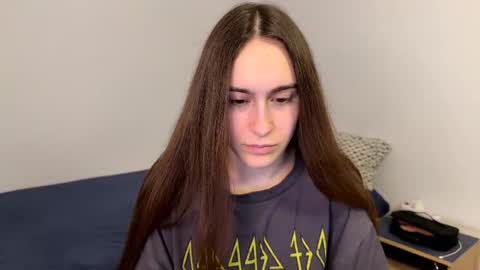 Snapshot of alicekollt chatting on April 22, 2026, 8:32 pm alicekollt online show from April 22, 2026, 8:32 pm