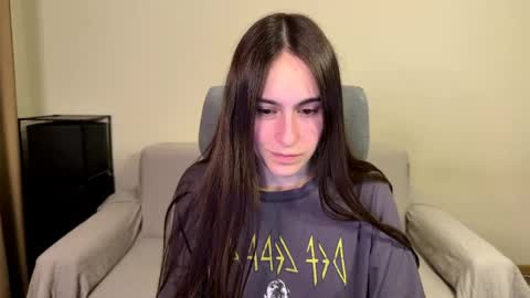 Snapshot of alicekollt chatting on May 25, 2026, 7:42 pm alicekollt online show from May 25, 2026, 7:42 pm