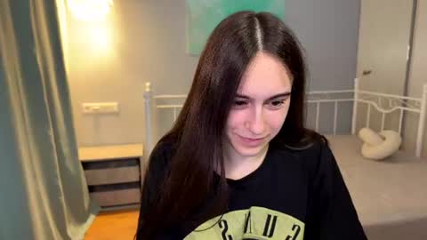 alicekollt online show from July 10, 2026, 7:05 pm