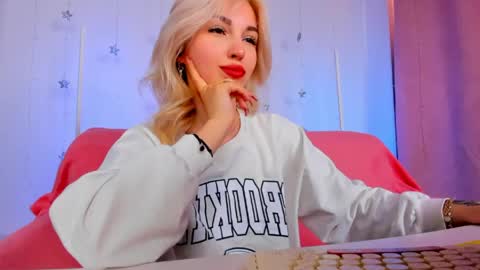 alicemonro online show from May 15, 2026, 1:23 am
