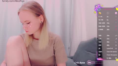 Snapshot of alicenya chatting on December 16, 2025, 6:18 am Alice online show from December 16, 2025, 6:18 am