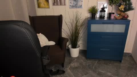 Alice online show from December 13, 2024, 3:49 am