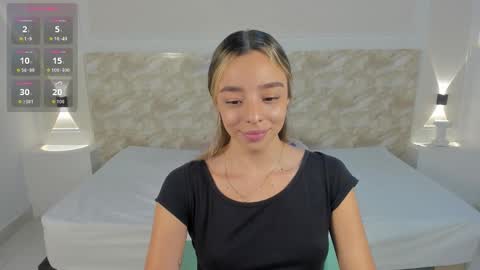 AliceRoss online show from November 18, 2025, 8:24 pm