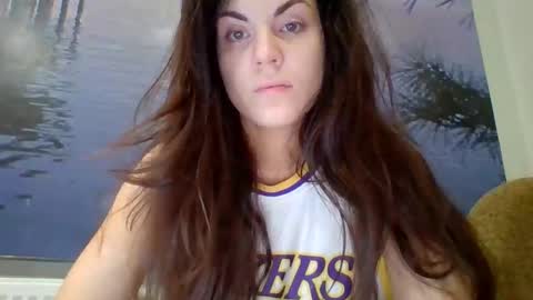 Snapshot of alicetailorrr chatting on November 7, 2025, 10:32 pm AliceTailorrr online show from November 7, 2025, 10:32 pm