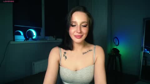 Snapshot of aliceturnon chatting on May 5, 2026, 7:55 pm Alice online show from May 5, 2026, 7:55 pm