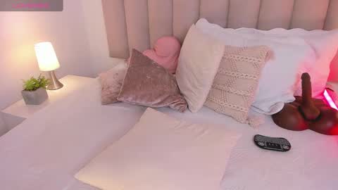 Snapshot of aliceveraa_ chatting on January 17, 2025, 10:56 pm Alice Vera online show from January 17, 2025, 10:56 pm