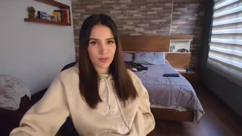 Snapshot of alicewillow chatting on October 24, 2025, 9:11 pm Alice online show from October 24, 2025, 9:11 pm