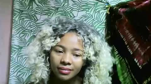 alicia9794 online show from December 14, 2025, 10:14 pm