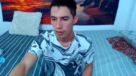 CATALINA Y ANDRES online show from January 28, 2025, 2:11 am