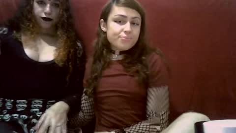alicia_axiom online show from May 5, 2026, 8:06 pm