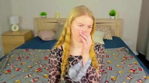 Alicia 2 GMT 3am-9am TueThuFriSun 9am-15pm Sat online show from January 7, 2026, 12:57 am