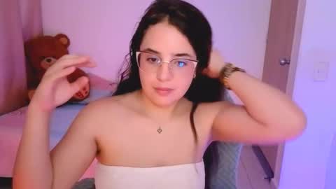 Snapshot of alicia_hotxx chatting on March 17, 2026, 6:22 pm alison online show from March 17, 2026, 6:22 pm