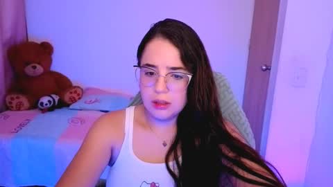Snapshot of alicia_hotxx chatting on March 21, 2026, 9:58 am alison online show from March 21, 2026, 9:58 am
