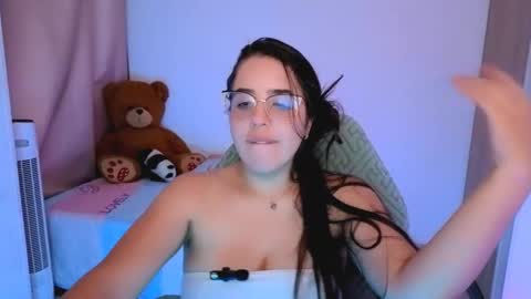 Snapshot of alicia_hotxx chatting on March 25, 2026, 6:36 pm alison online show from March 25, 2026, 6:36 pm