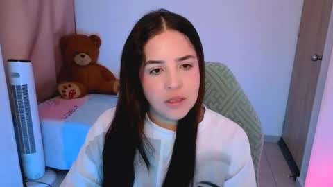 Snapshot of alicia_hotxx chatting on April 6, 2026, 6:42 pm alison online show from April 6, 2026, 6:42 pm
