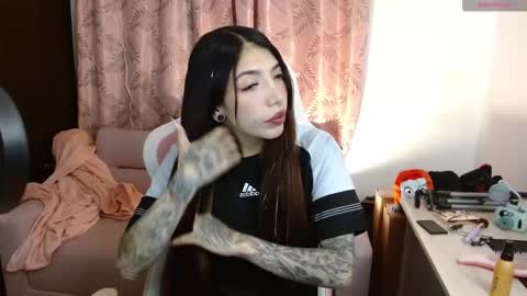 Snapshot of alicia_key_ chatting on September 17, 2025, 3:19 am ALICIA online show from September 17, 2025, 3:19 am