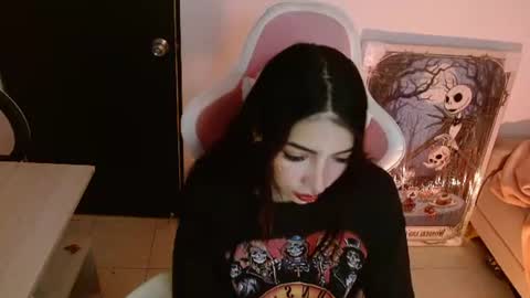 Snapshot of alicia_key_ chatting on August 4, 2026, 6:05 am ALICIA online show from August 4, 2026, 6:05 am
