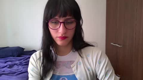 Snapshot of alicia_love29 chatting on January 19, 2025, 8:09 pm Alice online show from January 19, 2025, 8:09 pm