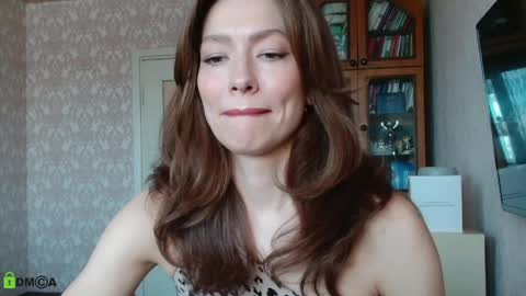 Alicia online show from March 27, 2026, 5:13 am