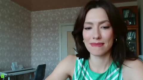 Snapshot of alicia_savory chatting on July 7, 2026, 6:47 am Alicia online show from July 7, 2026, 6:47 am